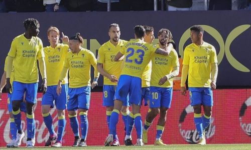 Soi kèo Cadiz vs Villarreal (00h30, 2/9) Nhận định La Liga