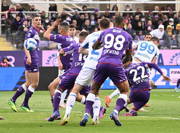 Soi kèo Istanbul Basaksehir vs Fiorentina ngày 16/9