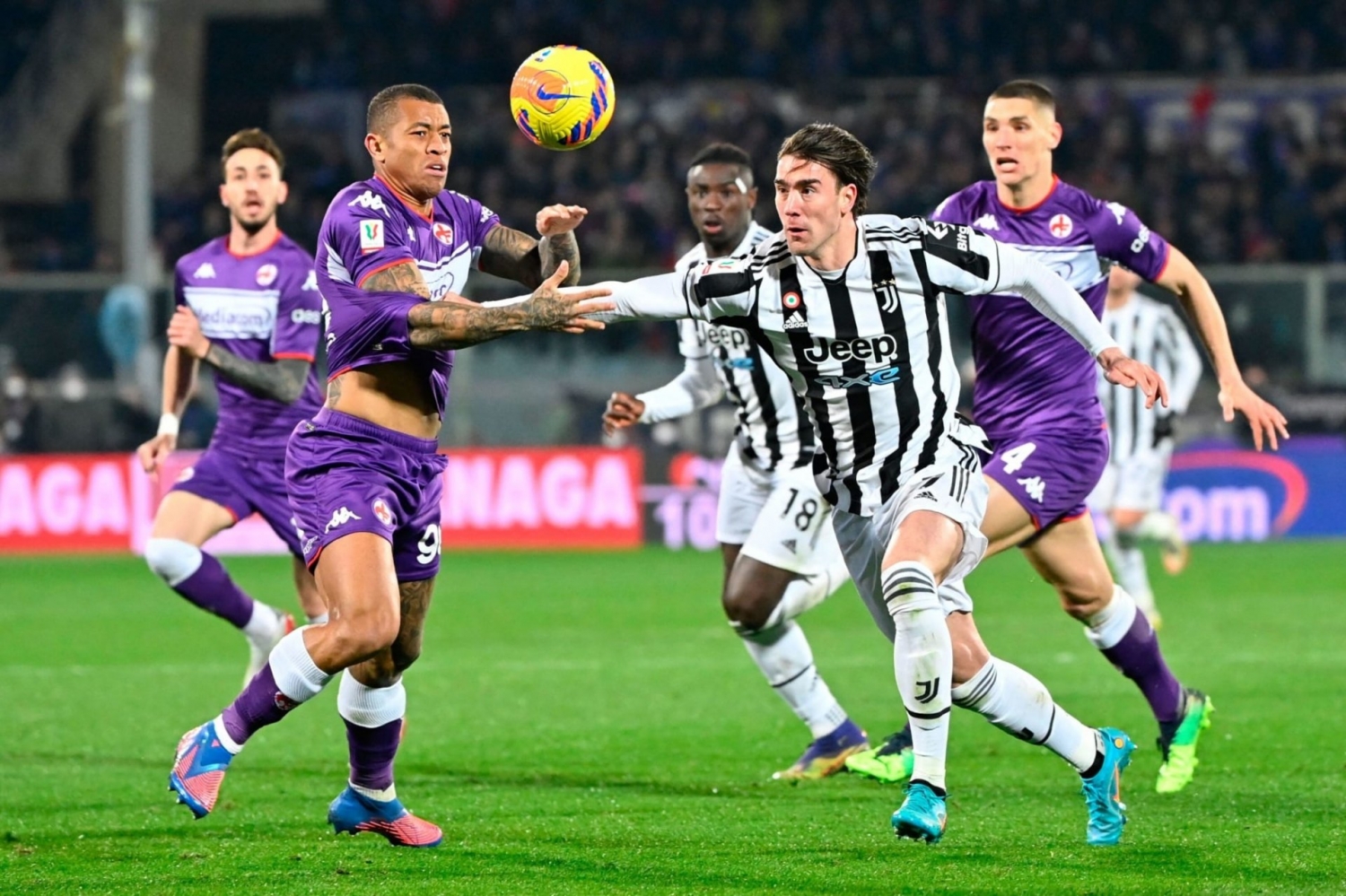 Soi kèo Juventus vs Fiorentina ngày 13/2