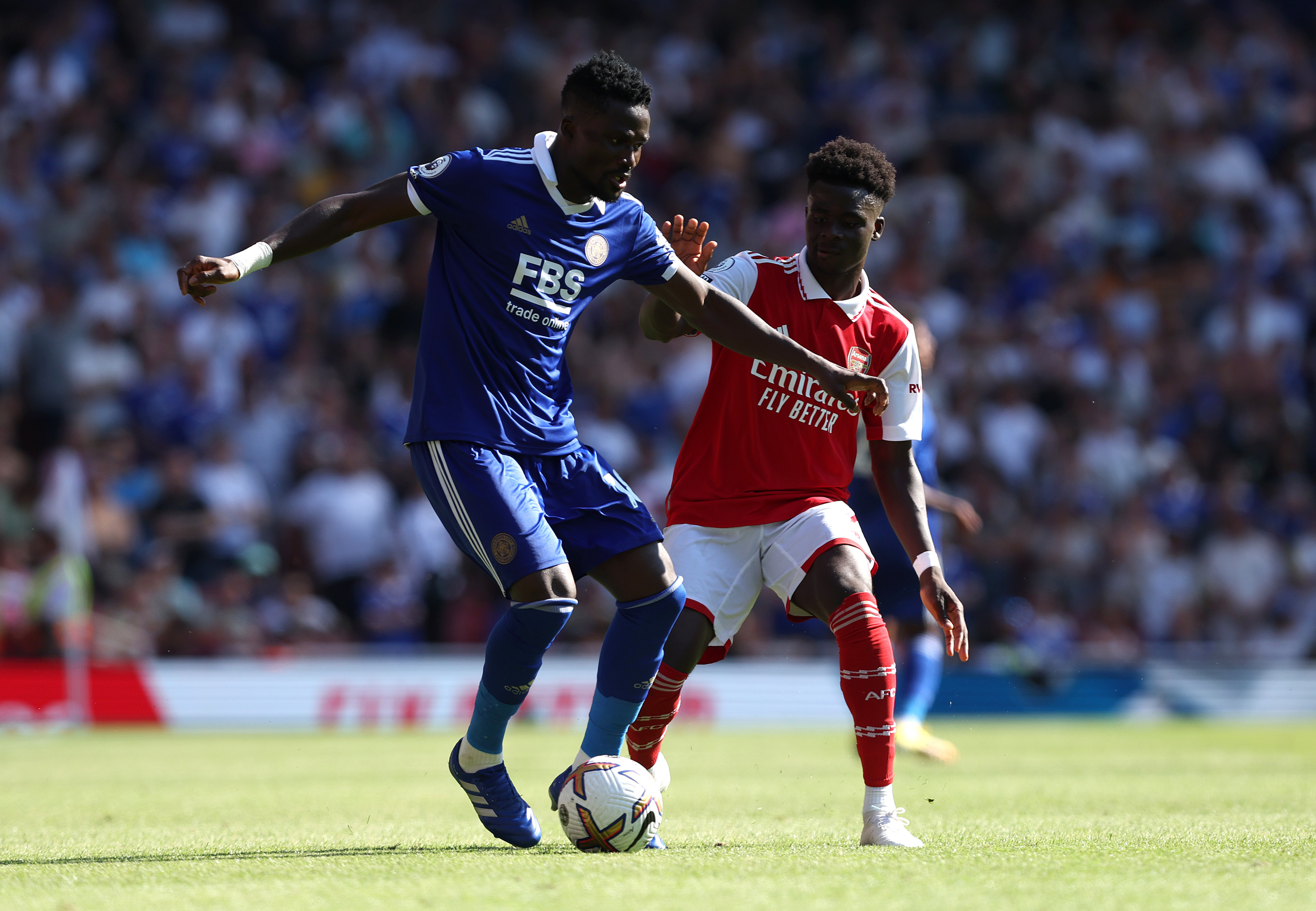 Soi kèo Leicester vs Arsenal ngày 25/2