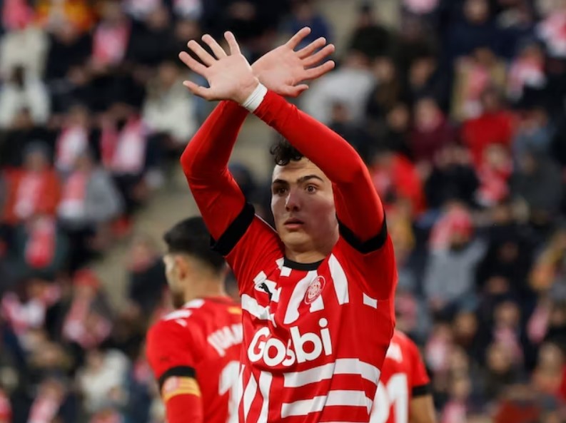 Soi kèo phạt góc Girona vs Almeria