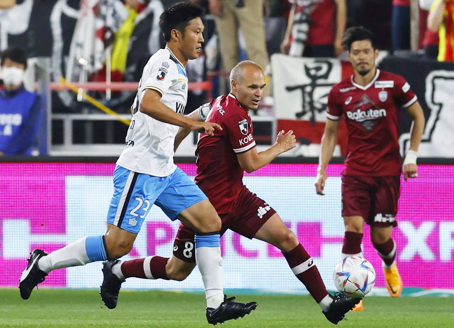 Soi kèo phạt góc Jubilo Iwata vs Vissel Kobe