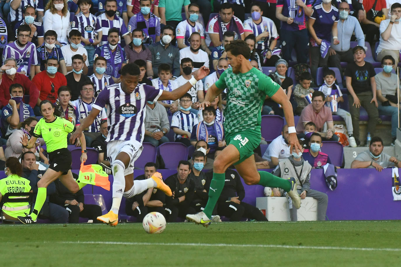 Soi kèo góc Valladolid vs Almeria 6/9