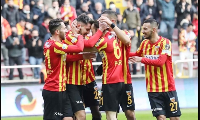 Soi kèo Giresunspor vs Kayserispor ngày 7/2  