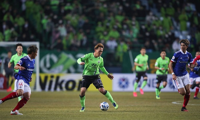 Soi kèo Jeonbuk vs Ulsan ngày 7/8