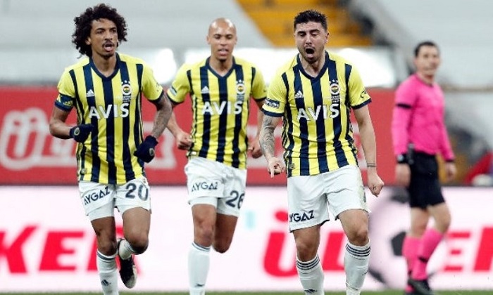 Soi kèo Konyaspor vs Fenerbahce ngày 29/8