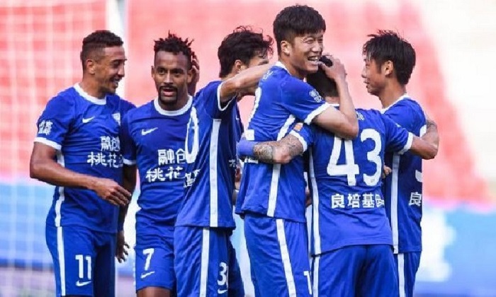 Soi kèo Wuhan Tree Towns vs Beijing Guoan ngày 12/8